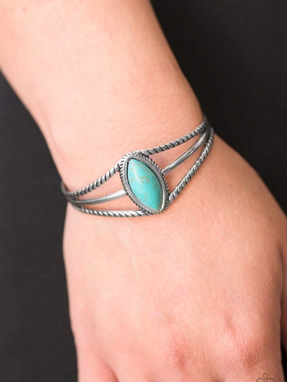 Paparazzi Jewelry Accessories - Western Wanderer - Blue Bracelet - Vintage